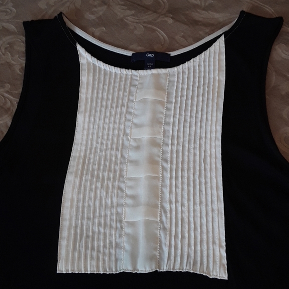 Gap "Tuxedo" Tank Top - Picture 2 of 3